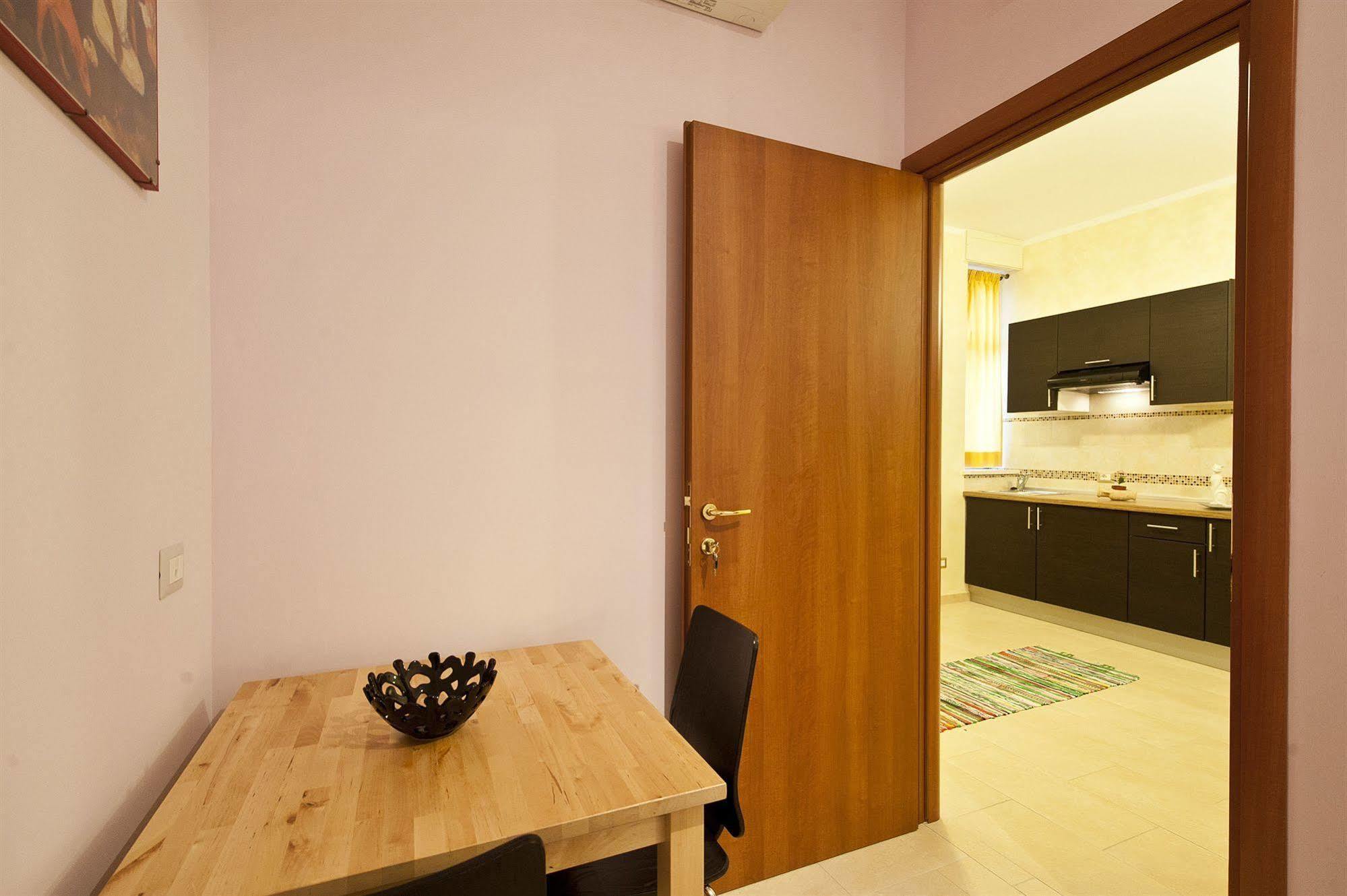 B&B La Porta Rome Bagian luar foto